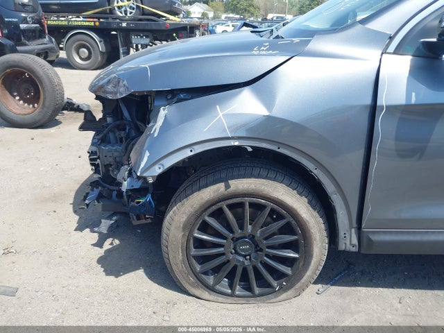 JN1BJ1CR3KW311382 Nissan Rogue Sport Sv