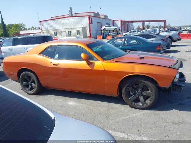 45006971 :رقم المزاد ، 2B3CJ4DG9BH581586 vin ، 2011 Dodge Challenger مزاد بيع