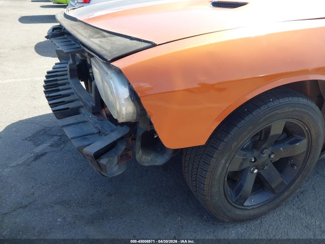 45006971 :رقم المزاد ، 2B3CJ4DG9BH581586 vin ، 2011 Dodge Challenger مزاد بيع