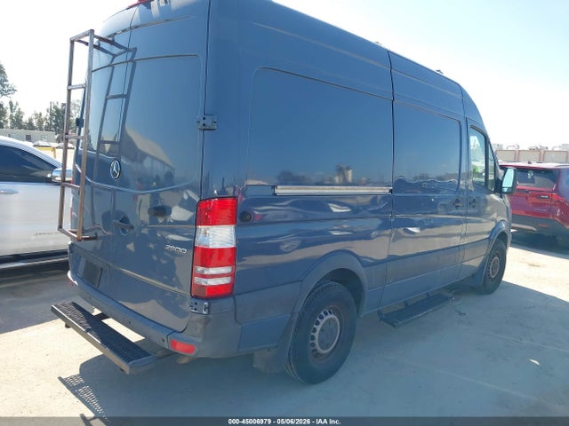 WD3PE7CD9JP645076 Mercedes-Benz Sprinter 2500 Standard Roof V6