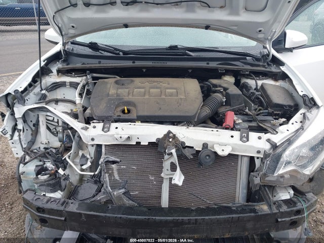 2015 Toyota Corolla L/le/le Plus/le Premium/s/s Plus/s Premium მანქანა იყიდება აუქციონზე, vin: 5YFBURHE6FP185610, აუქციონის ნომერი: 45007022