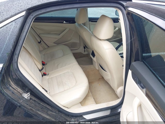 45007037 :رقم المزاد ، 1VWCS7A38FC065367 vin ، 2015 Volkswagen Passat 1.8t Sel Premium مزاد بيع