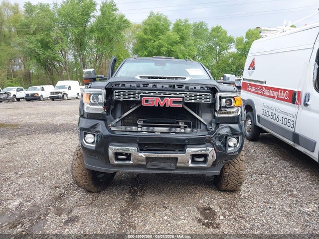 2018 Gmc Sierra 2500hd Denali მანქანა იყიდება აუქციონზე, vin: 1GT12UEY9JF184244, აუქციონის ნომერი: 45007050