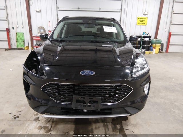 2022 Ford Escape Titanium მანქანა იყიდება აუქციონზე, vin: 1FMCU9J92NUA35573, აუქციონის ნომერი: 45007073