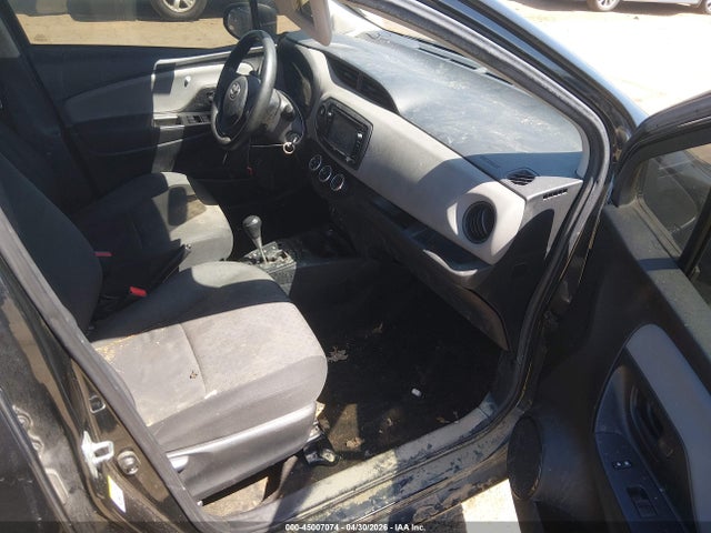 VNKKTUD39FA039353 Toyota Yaris L/le/se