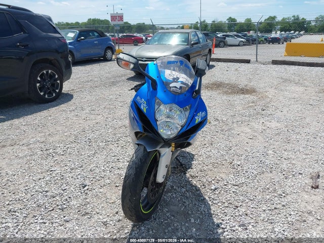 Suzuki GSX-R750 2021 JS1GR7MA9M7100136 Image 5