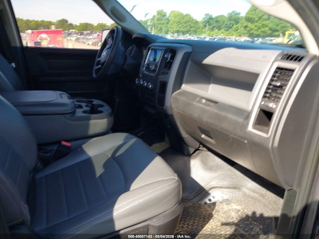Продажа на аукционе авто 2018 Ram 1500 Tradesman  4x2 6'4 Box, vin: 1C6RR6FG9JS339888, номер лота: 45007143