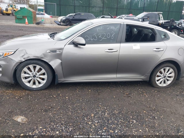 Продажа на аукционе авто 2018 Kia Optima Lx, vin: 5XXGT4L39JG263476, номер лота: 45007212