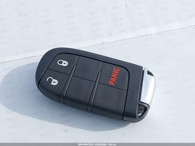 3C4NJCBBXJT227297 Jeep Compass Latitude Fwd