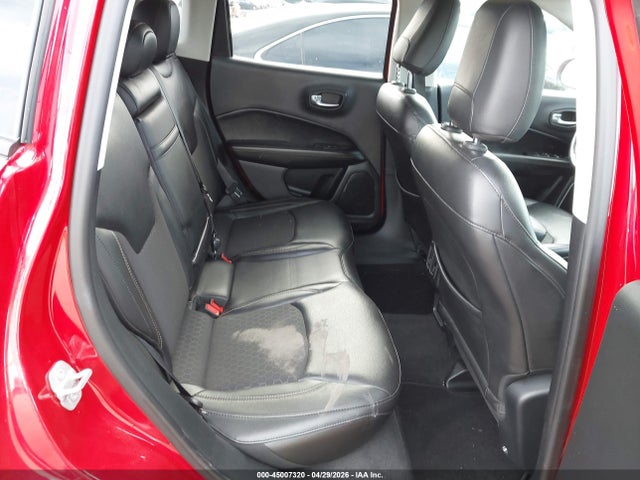 3C4NJCBBXJT227297 Jeep Compass Latitude Fwd