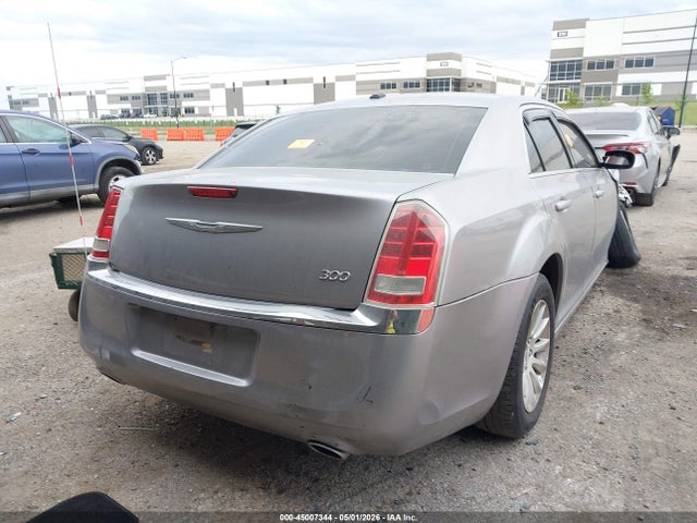 2014 Chrysler 300 მანქანა იყიდება აუქციონზე, vin: 2C3CCAAG5EH377565, აუქციონის ნომერი: 45007344