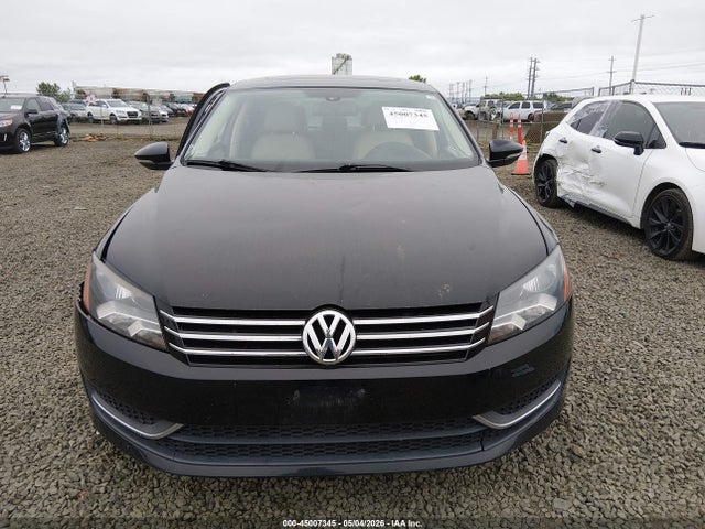 2012 Volkswagen Passat 2.5l Se მანქანა იყიდება აუქციონზე, vin: 1VWBP7A34CC049028, აუქციონის ნომერი: 45007345