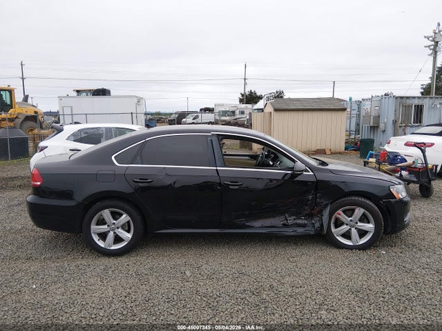 2012 Volkswagen Passat 2.5l Se მანქანა იყიდება აუქციონზე, vin: 1VWBP7A34CC049028, აუქციონის ნომერი: 45007345