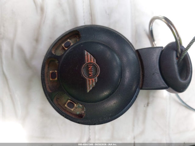 2009 Mini Cooper მანქანა იყიდება აუქციონზე, vin: WMWMR33569TJ93909, აუქციონის ნომერი: 45007349