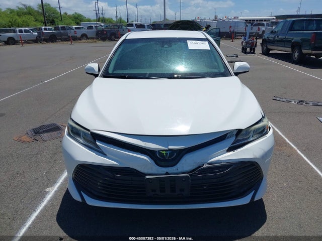 45007382 :رقم المزاد ، 4T1C11AK7LU311918 vin ، 2020 Toyota Camry Le مزاد بيع