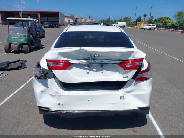 45007382 :رقم المزاد ، 4T1C11AK7LU311918 vin ، 2020 Toyota Camry Le مزاد بيع