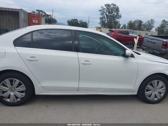 2013 Volkswagen Jetta 2.5l Se მანქანა იყიდება აუქციონზე, vin: 3VWDP7AJ5DM245034, აუქციონის ნომერი: 45007428