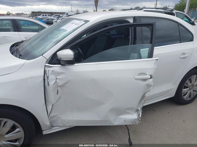 2013 Volkswagen Jetta 2.5l Se მანქანა იყიდება აუქციონზე, vin: 3VWDP7AJ5DM245034, აუქციონის ნომერი: 45007428