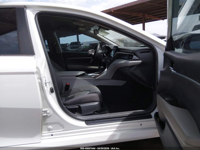 2023 Toyota Camry Le მანქანა იყიდება აუქციონზე, vin: 4T1C11AK5PU087960, აუქციონის ნომერი: 45007444