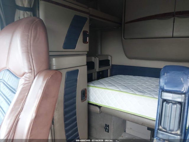 Продажа на аукционе авто 2005 International 9900 9900ix, vin: 2HSCKAPR95C129380, номер лота: 45007455