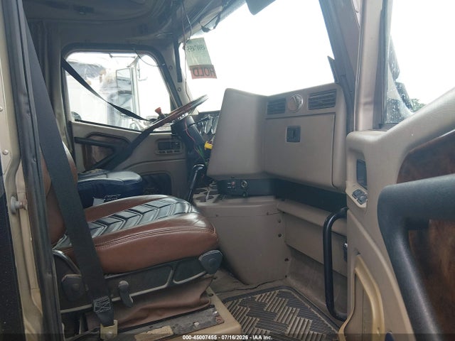 Продажа на аукционе авто 2005 International 9900 9900ix, vin: 2HSCKAPR95C129380, номер лота: 45007455