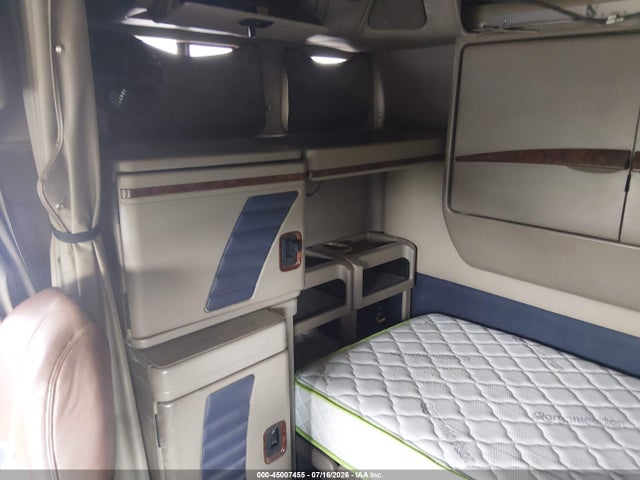 Продажа на аукционе авто 2005 International 9900 9900ix, vin: 2HSCKAPR95C129380, номер лота: 45007455