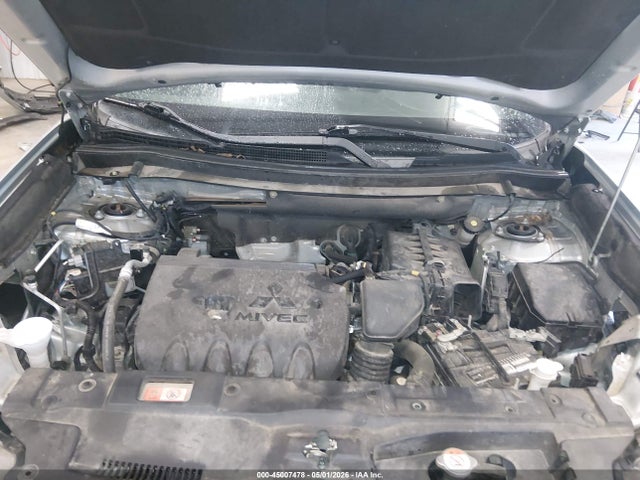 Mitsubishi Outlander Le 2.4 2020 JA4AD3A36LZ020301 Image 10
