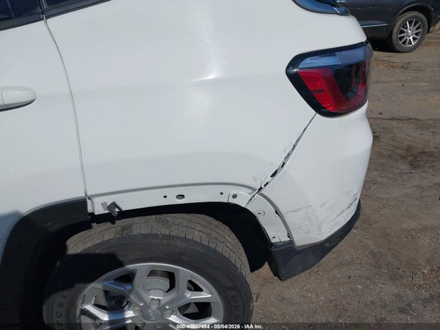 2024 Jeep Compass Latitude 4x4 მანქანა იყიდება აუქციონზე, vin: 3C4NJDBN1RT154686, აუქციონის ნომერი: 45007484