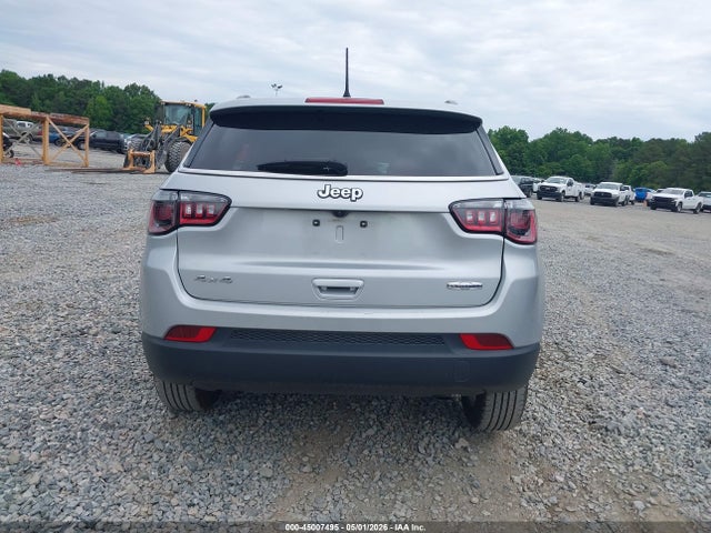 2024 Jeep Compass Latitude 4x4 მანქანა იყიდება აუქციონზე, vin: 3C4NJDBN6RT117990, აუქციონის ნომერი: 45007495