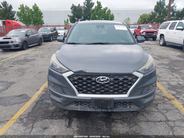 KM8J23A46KU943941 Hyundai TUCSON SE