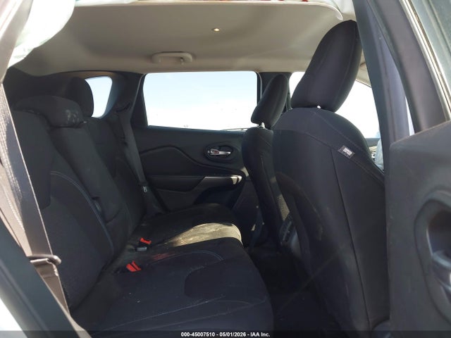 45007510 :رقم المزاد ، 1C4PJMCB5LD507425 vin ، 2020 Jeep Cherokee Latitude 4x4 مزاد بيع