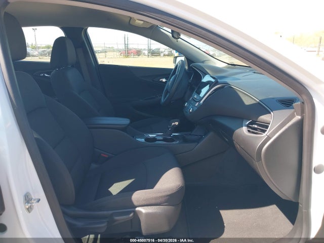 1G1ZD5ST1SF145492 Chevrolet Malibu Fwd 1lt