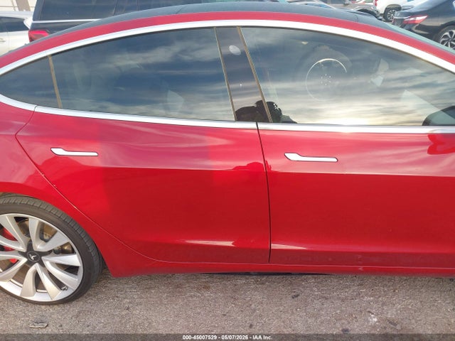Продажа на аукционе авто 2019 Tesla Model 3 Long Range/performance, vin: 5YJ3E1EB9KF440379, номер лота: 45007529