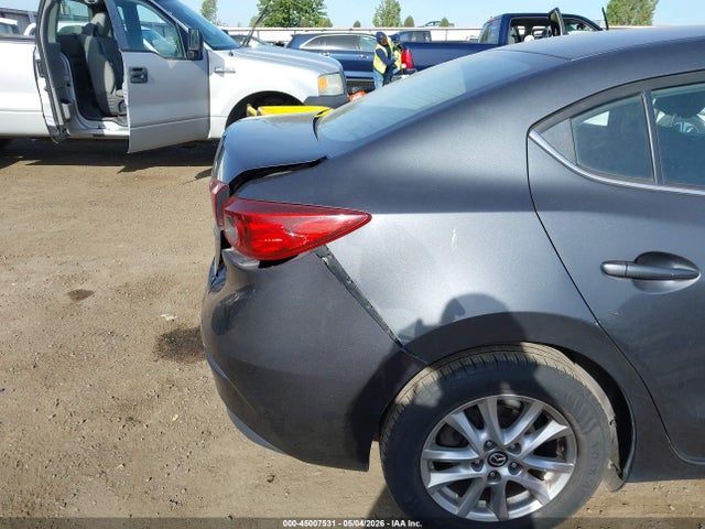 JM1BM1U77G1311651 Mazda Mazda3 I Sport