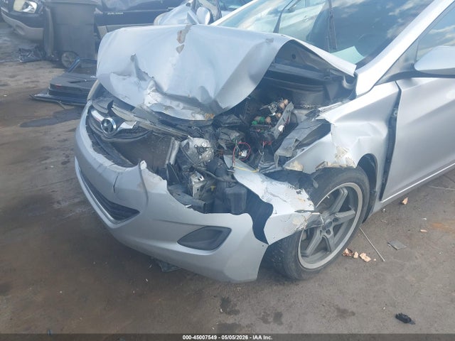 Aukcja sprzedaży 2013 Hyundai Elantra Gls/limited, vin: KMHDH4AE2DU582558, numer aukcji: 45007549