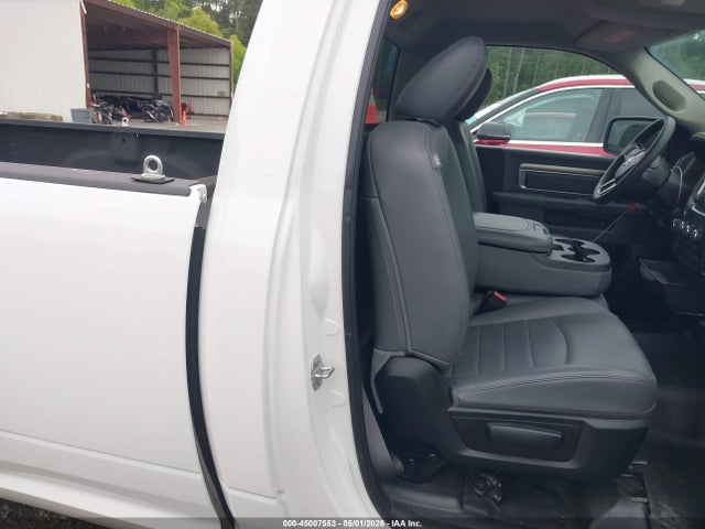 Продаж на аукціоні авто 2019 Ram 1500 Classic Tradesman  4x2 8' Box, vin: 3C6JR6DG5KG511777, номер лоту: 45007553
