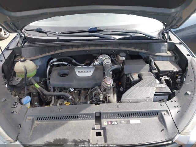 KM8J33A20HU561182 Hyundai Tucson Value