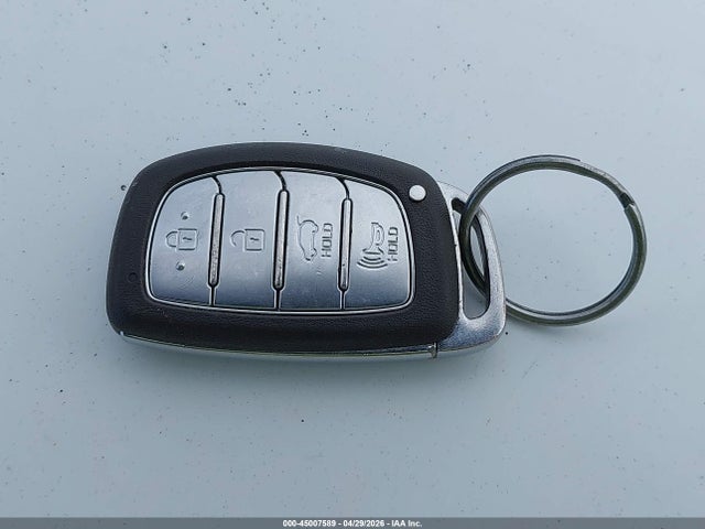 KM8J33A20HU561182 Hyundai Tucson Value