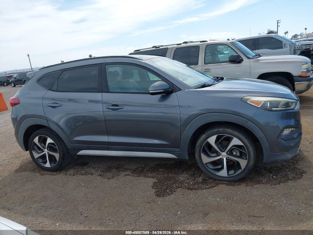 KM8J33A20HU561182 Hyundai Tucson Value