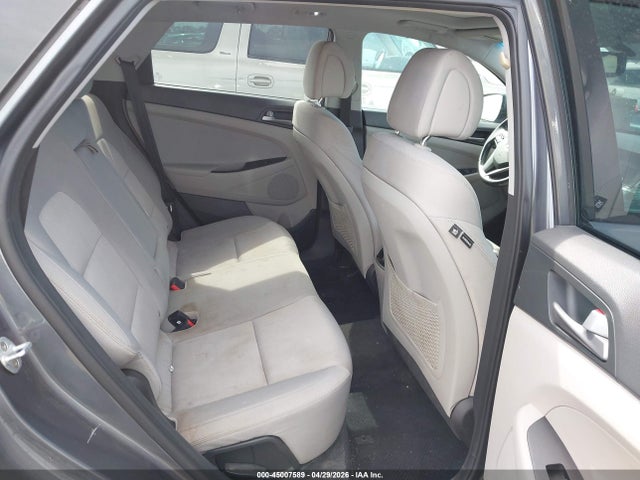 KM8J33A20HU561182 Hyundai Tucson Value