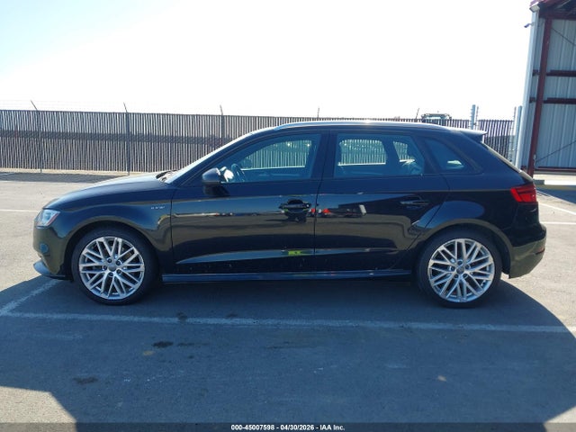 Продаж на аукціоні авто 2018 Audi A3 E-tron 1.4t Premium/1.4t Tech Premium, vin: WAUUPBFF4JA060666, номер лоту: 45007598