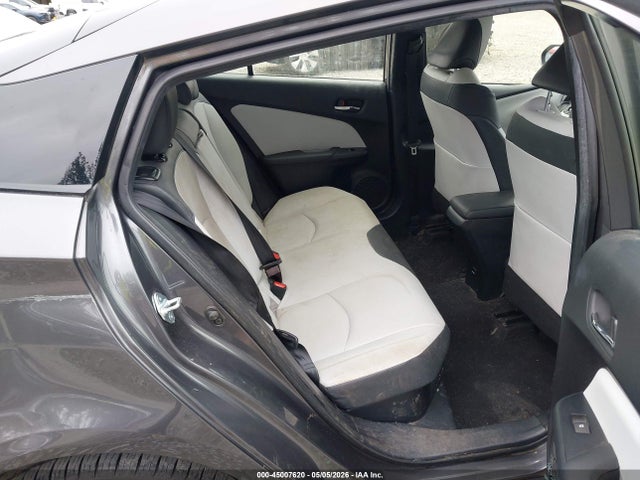 JTDKARFU1G3505669 Toyota Prius Three Touring