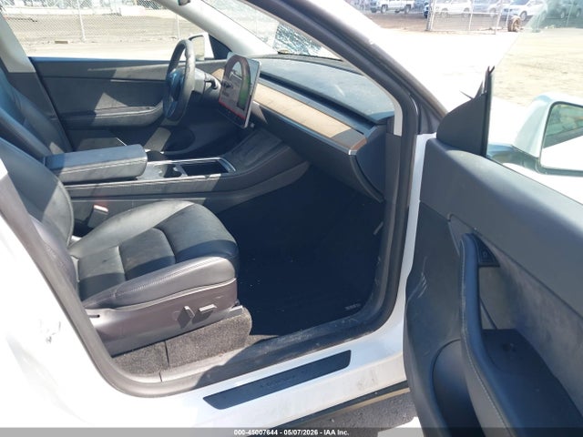 Продаж на аукціоні авто 2022 Tesla Model Y Long Range Dual Motor All-wheel Drive, vin: 7SAYGDEE4NF307693, номер лоту: 45007644