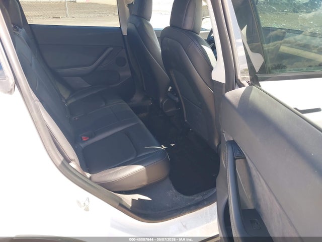 Продаж на аукціоні авто 2022 Tesla Model Y Long Range Dual Motor All-wheel Drive, vin: 7SAYGDEE4NF307693, номер лоту: 45007644