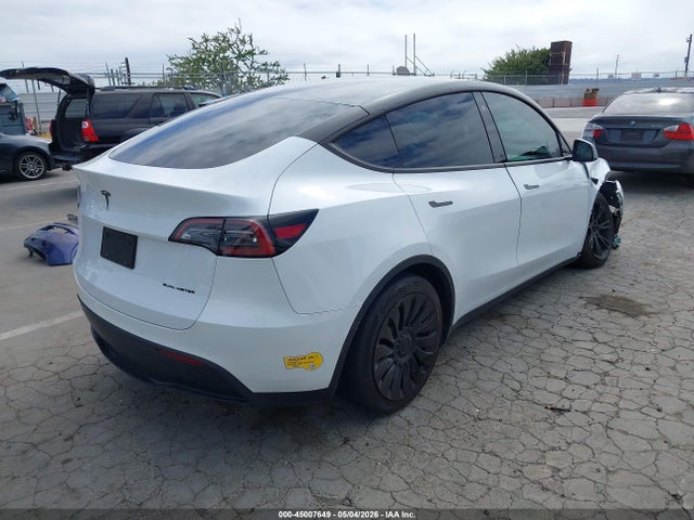 Продаж на аукціоні авто 2022 Tesla Model Y Long Range Dual Motor All-wheel Drive, vin: 7SAYGDEE2NF561614, номер лоту: 45007649
