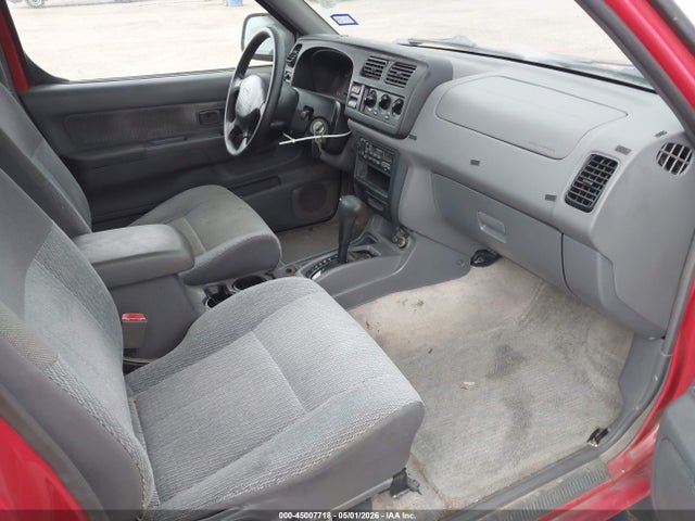 45007718 :رقم المزاد ، 1N6ED27T3YC321415 vin ، 2000 Nissan Frontier Se-v6/xe-v6 مزاد بيع