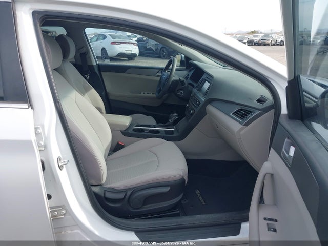 2016 Hyundai Sonata Se მანქანა იყიდება აუქციონზე, vin: 5NPE24AF1GH350096, აუქციონის ნომერი: 45007749