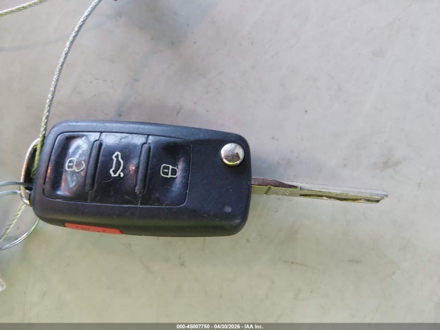 45007750 :رقم المزاد ، 1VWDT7A37HC061198 vin ، 2017 Volkswagen Passat 1.8t R-line مزاد بيع
