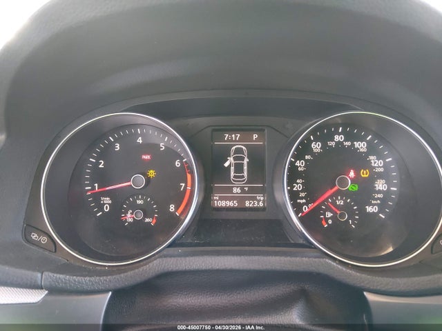 45007750 :رقم المزاد ، 1VWDT7A37HC061198 vin ، 2017 Volkswagen Passat 1.8t R-line مزاد بيع
