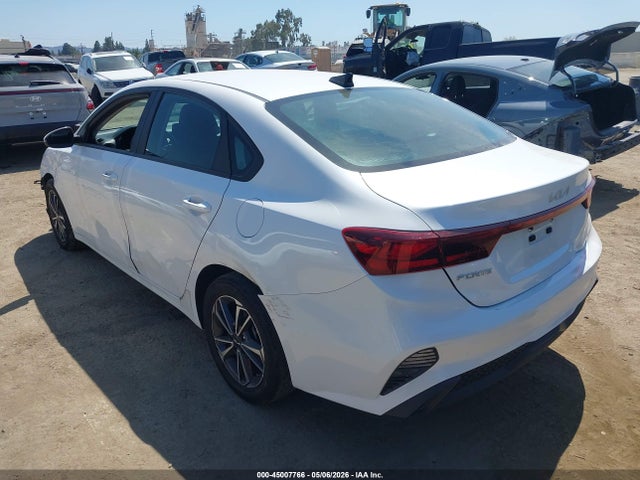 KIA Forte Lxs 2024 3KPF24AD8RE701807 Image 3